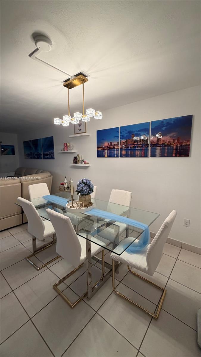 VILLA VERANDA CONDO - Residential