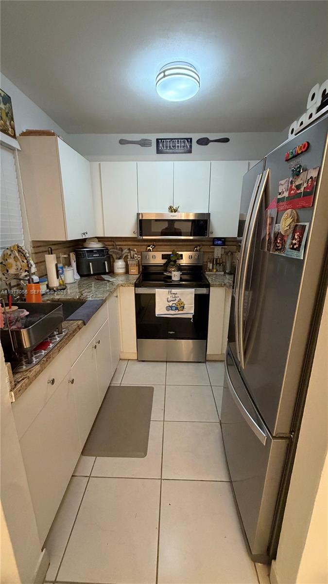 VILLA VERANDA CONDO - Residential