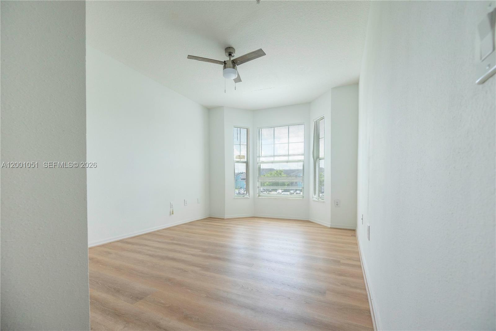 Palms Club Condo - Residential Lease