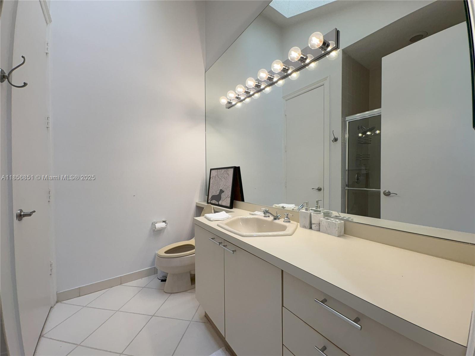 WINDSOR WAY 1 - Residential Lease