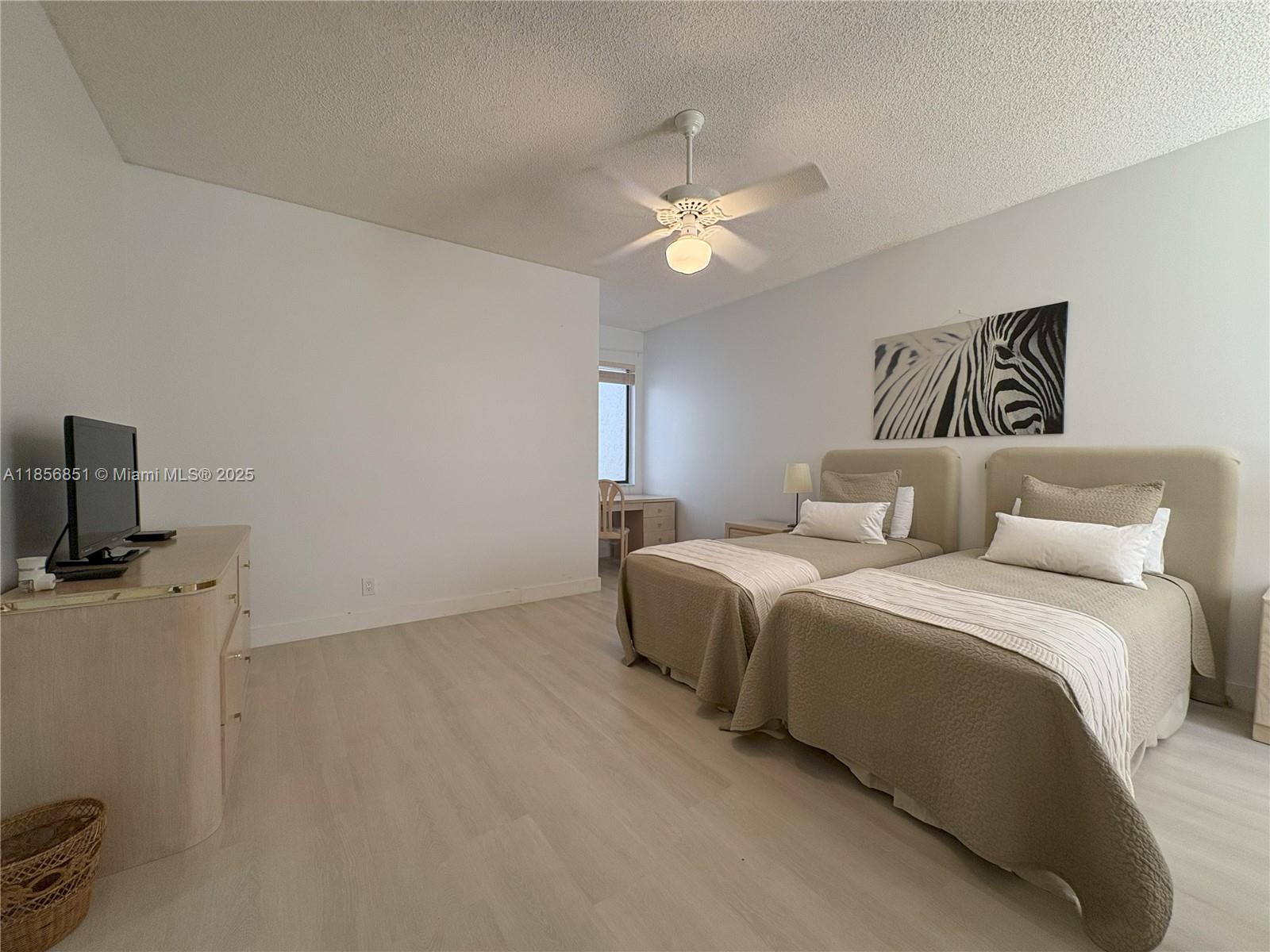 WINDSOR WAY 1 - Residential Lease