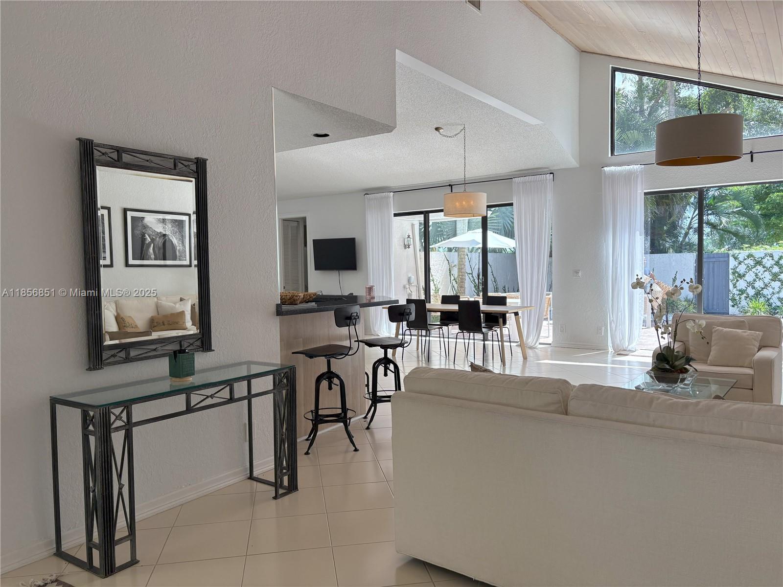 WINDSOR WAY 1 - Residential Lease