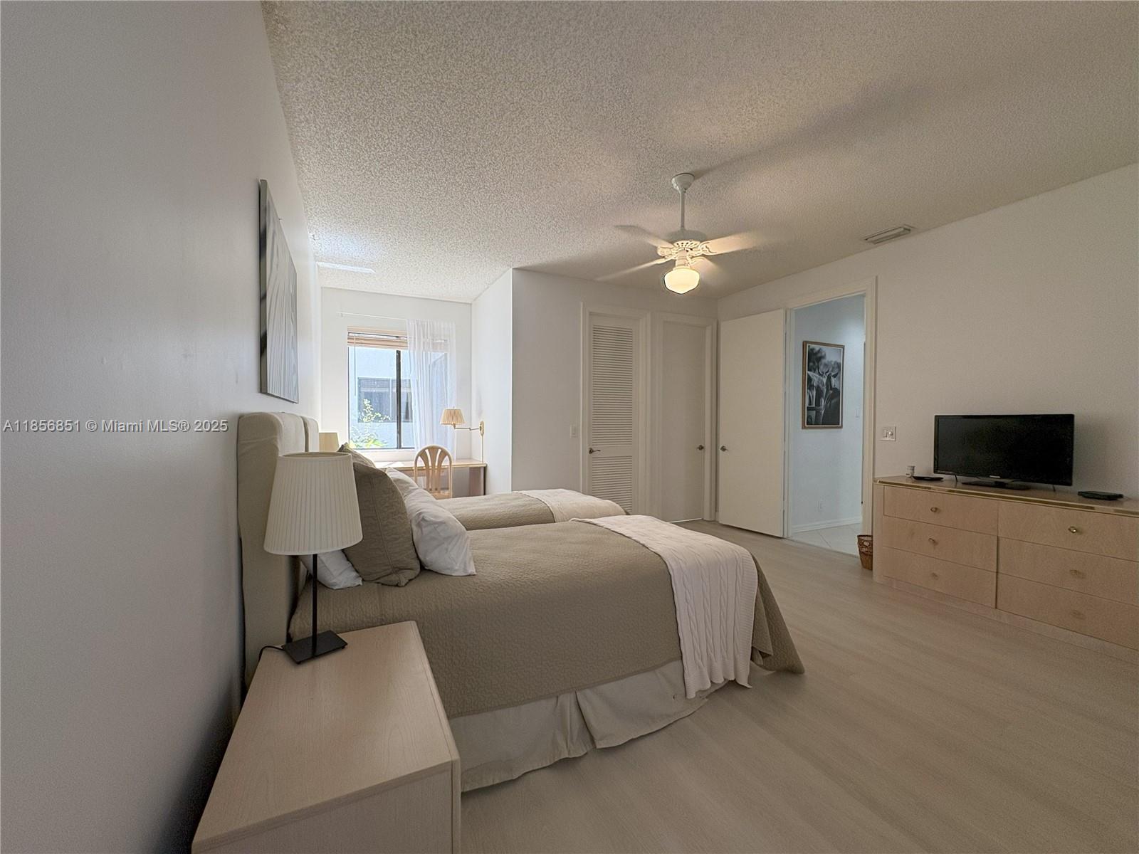 WINDSOR WAY 1 - Residential Lease