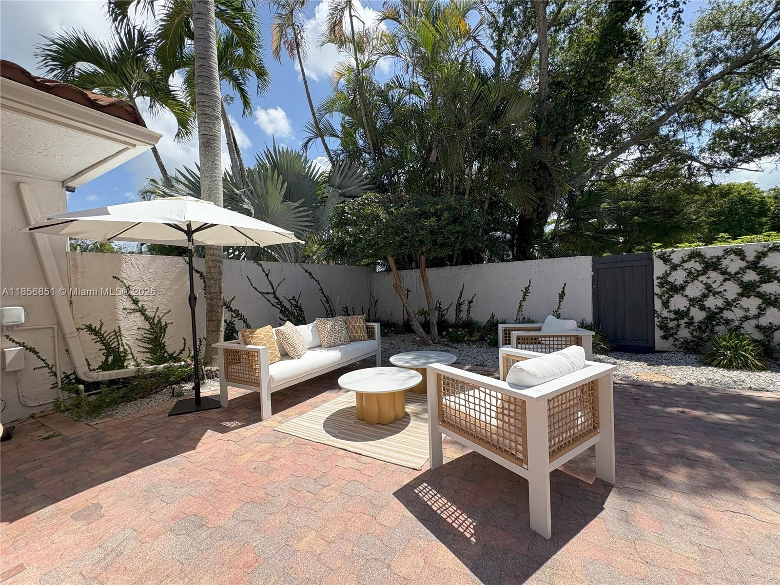 WINDSOR WAY 1 - Residential Lease