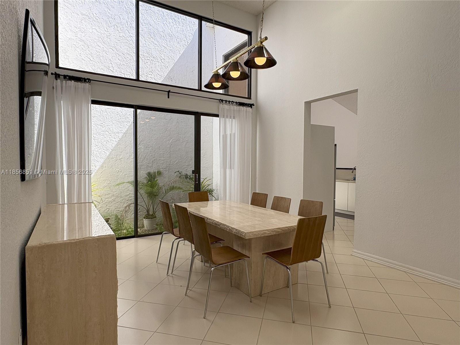 WINDSOR WAY 1 - Residential Lease