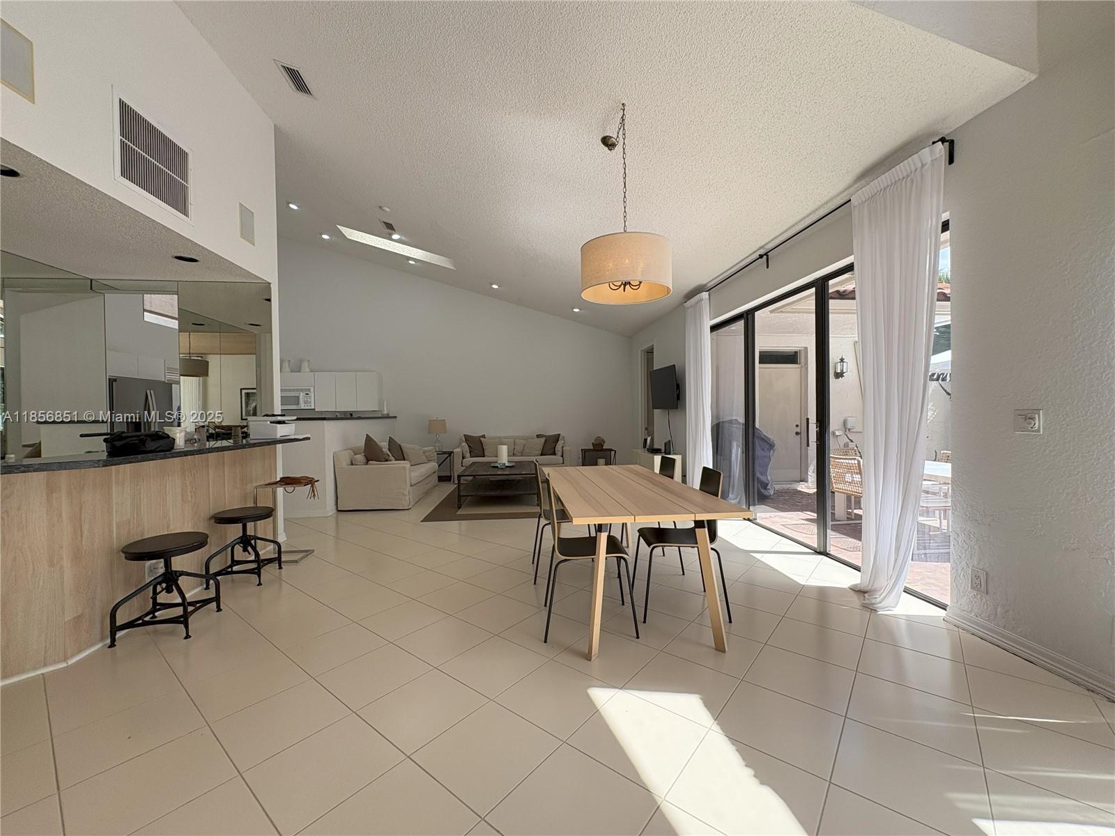 WINDSOR WAY 1 - Residential Lease