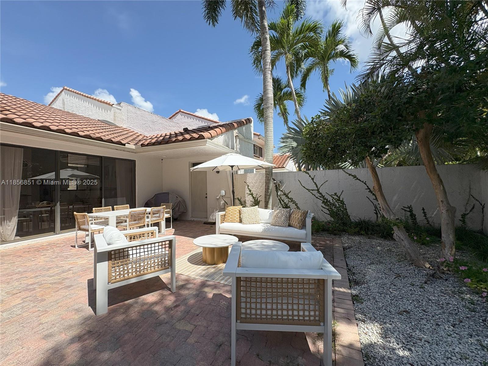 WINDSOR WAY 1 - Residential Lease