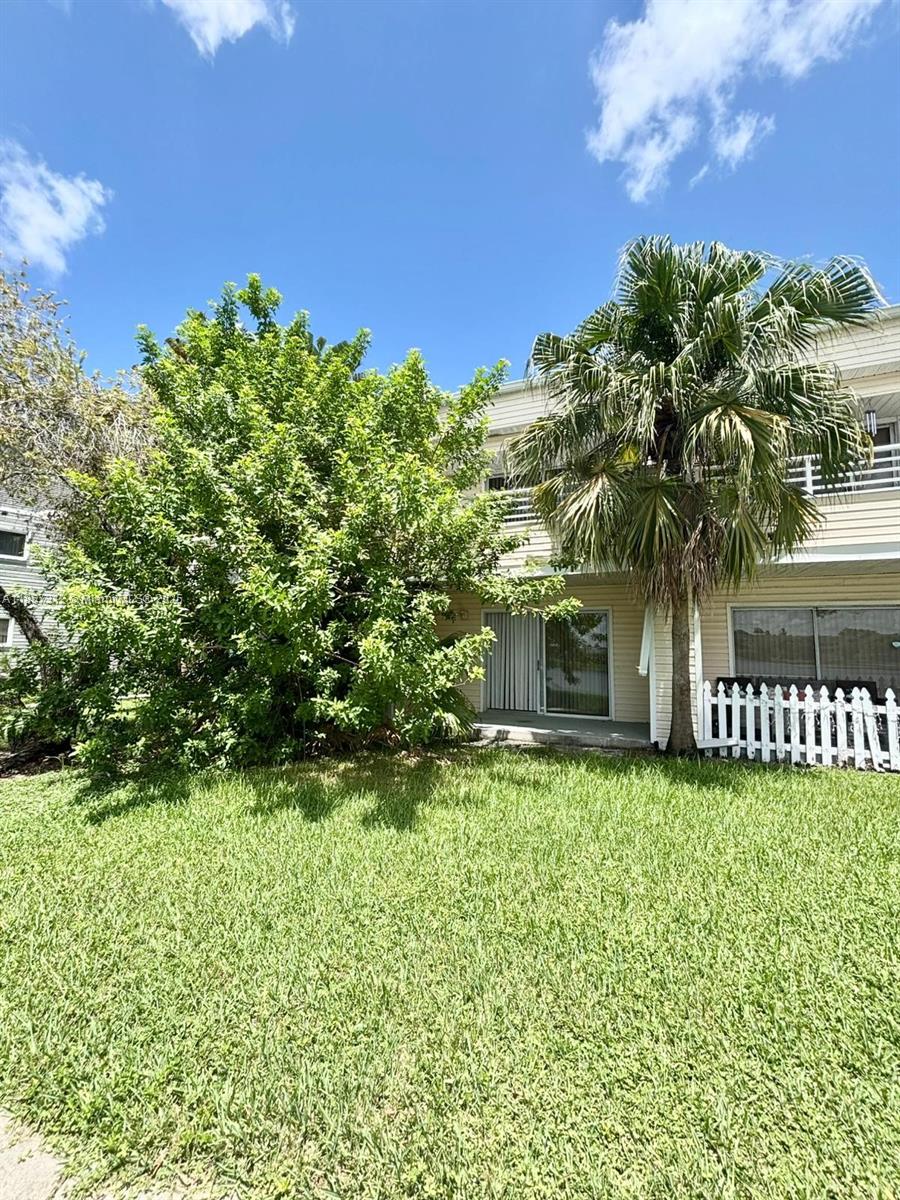 Stunning 2 Bed / 2 Bath lakefront Condo at Summer Lake! You don’t want to miss this spacious, beautifully updated home in a sought-after gated community just minutes from downtown Fort Lauderdale, beaches, top dining, shops, I-95, and the Turnpike. Featuring soaring ceilings, a huge living/dining area, walk-in closet in the master bedroom, and an open balcony with panoramic lake views, this condo offers comfort and style at its best. The pet-friendly, all-ages community boasts resort-style amenities: sparkling heated pool, relaxing jacuzzi, tennis court, modern fitness center, lakeside dock, walking path, picnic area, and clubhouse. Available, schedule your tour today before this gem is gone!