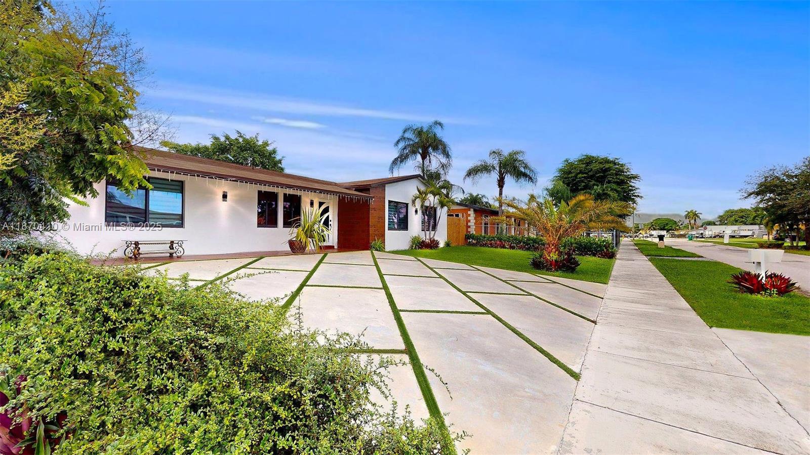15230 SW 109th Ave