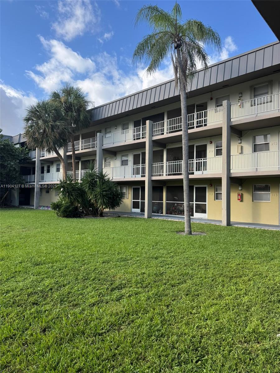 PARADISE BY THE SEA CONDO - Residential Lease