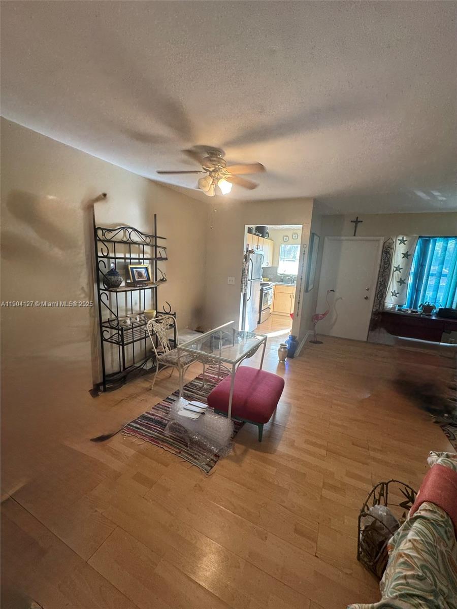 PARADISE BY THE SEA CONDO - Residential Lease