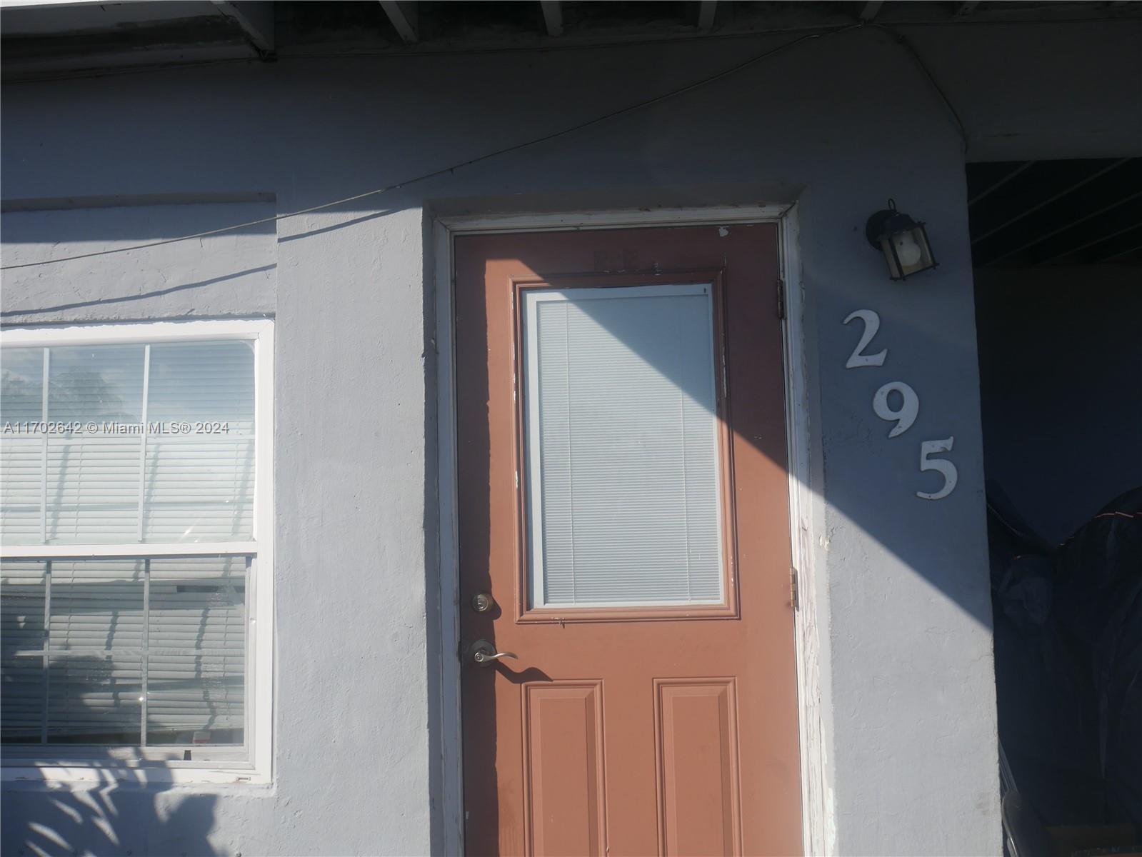3 bedrooms 2 bathrooms home in the heart of fort lauderdale, close to Highway and major shopping stores. The owner has recently renovated the whole house you have a much, much bigger kitchen with lots of storage space.
New Roof, new AC, new Kitchen new appliances all brand new, Vinyl floors completely done and 1 added bathroom. House is much more bigger than the normal tax roll. Little TLC will make this house perfect for a fisrt time home buyer
In total you have a 3 bedrooms 3 baths with separate entrance, easy if you're thinking of making some extra income. Property is owner occupied can be show easy with 24hrs appointments. LOCKBOX to be place