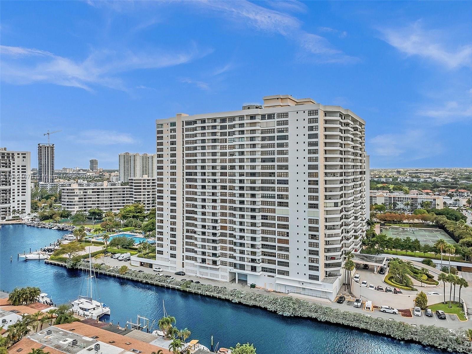 OLYMPUS CONDO PHASE C - Residential