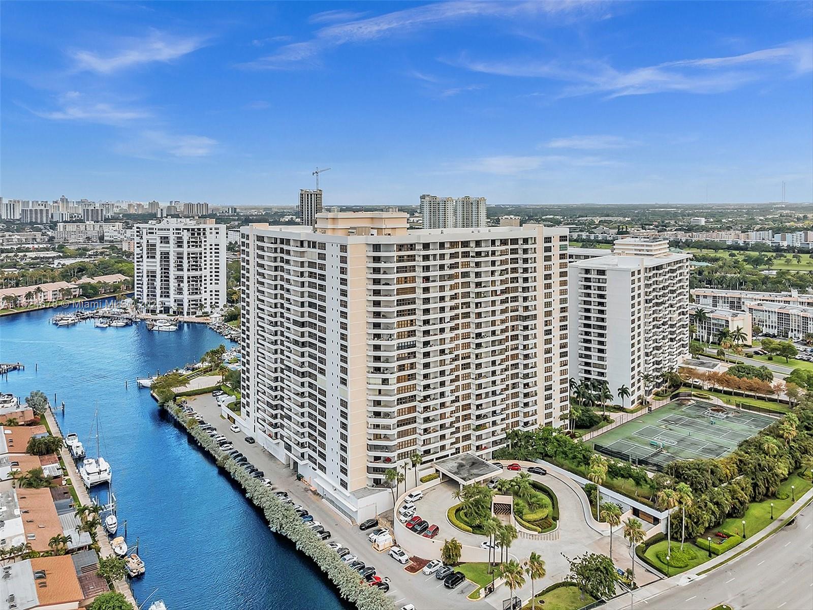 OLYMPUS CONDO PHASE C - Residential