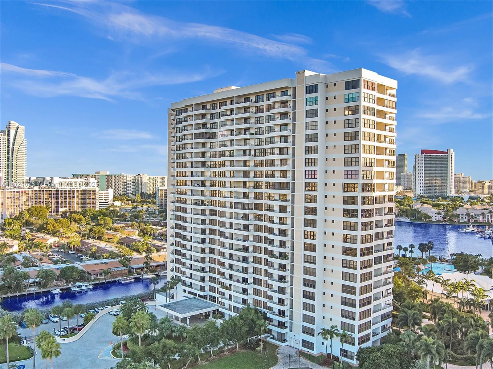 OLYMPUS CONDO PHASE C - Residential