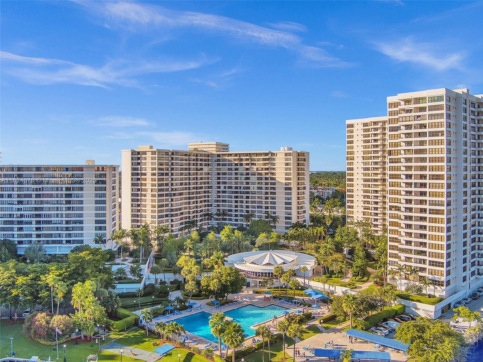 OLYMPUS CONDO PHASE C - Residential