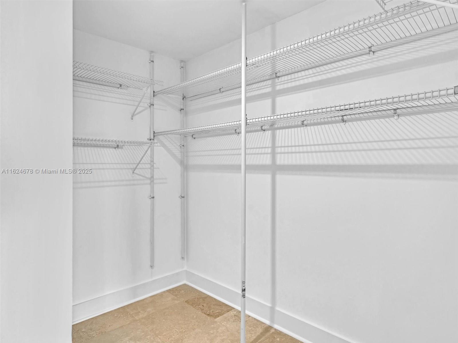 OLYMPUS CONDO PHASE C - Residential