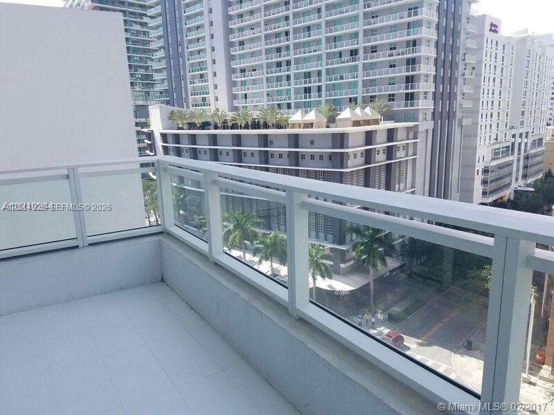 1080 Brickell Ave 909