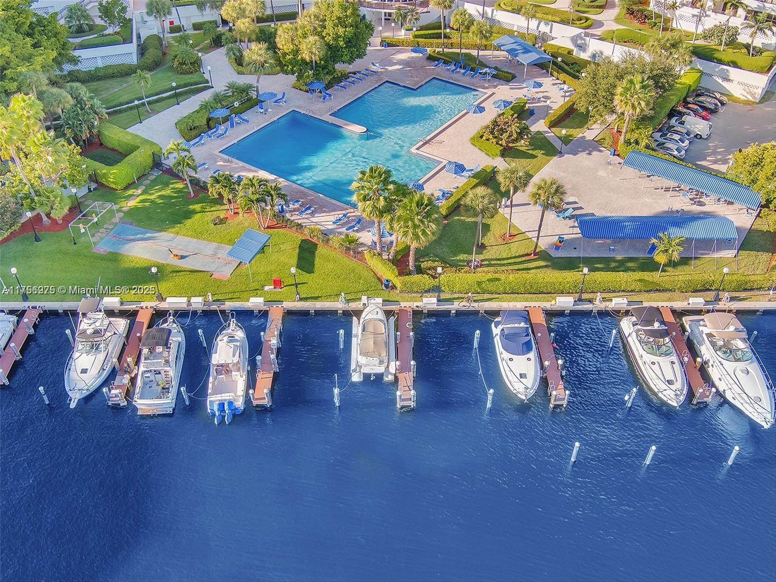 Property for Sale at 2500 Parkview Dr 1915, Hallandale Beach, Broward County, Florida - Bedrooms: 2 
Bathrooms: 2  - $315,000