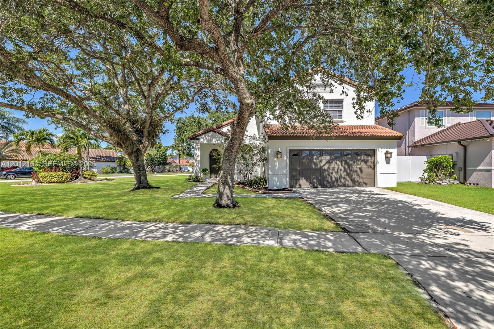 SILVER LAKES AT PEMBROKE - Residential