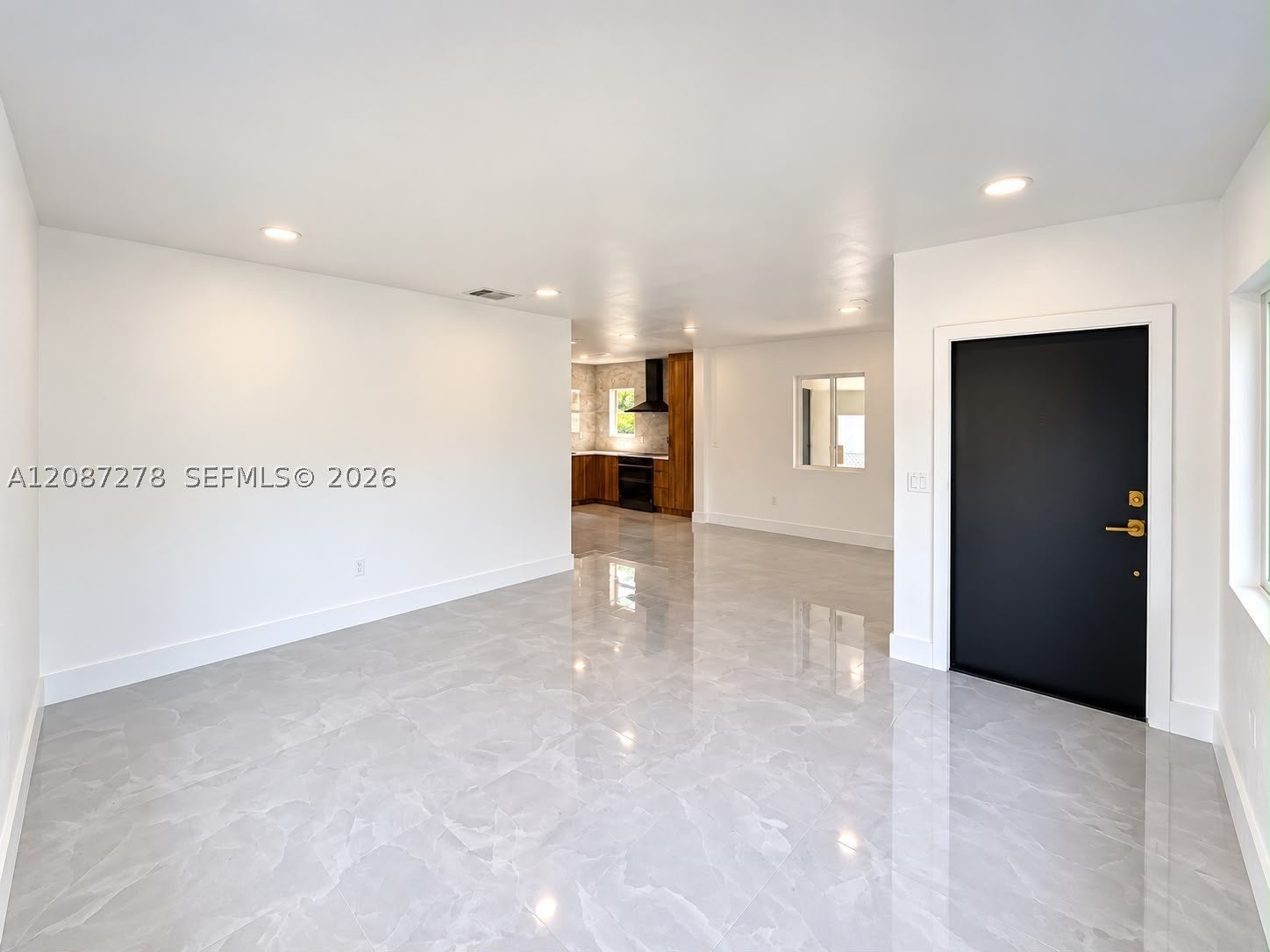 940 NW 67th St