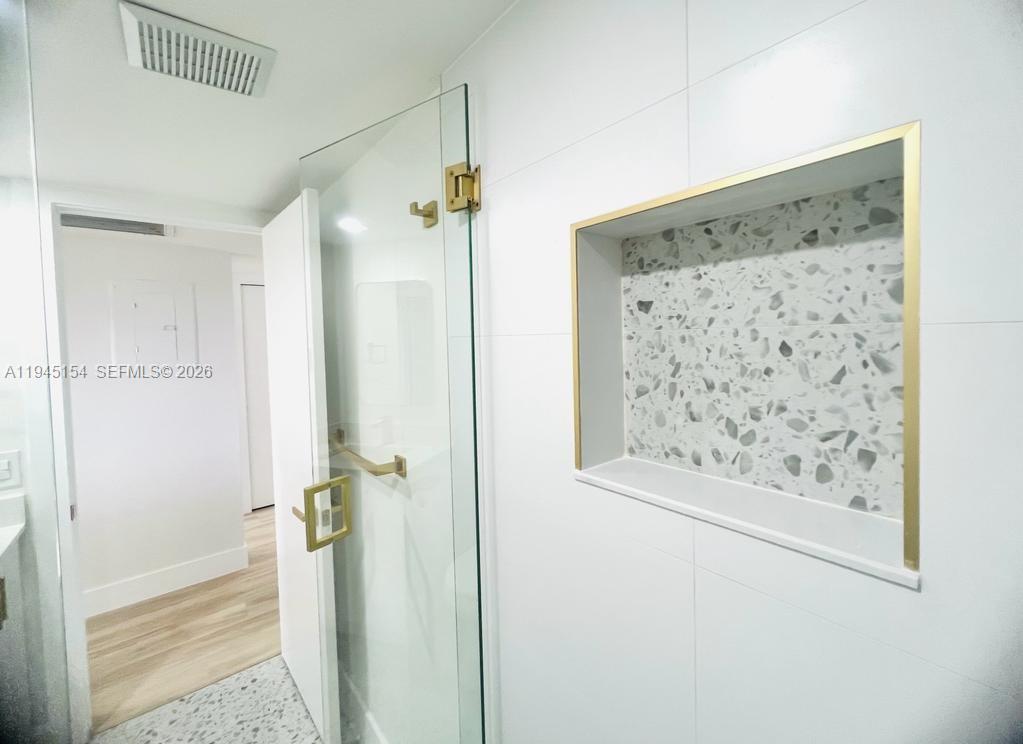 KINGSLEY AT CENTURY VILLA - Residential