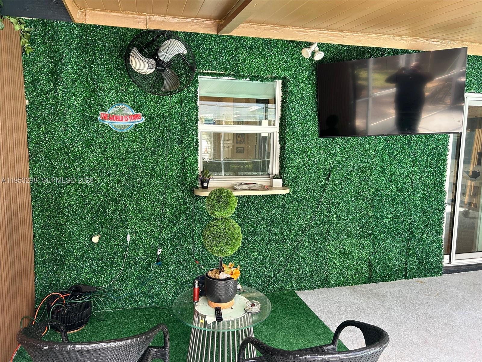 PLANTATION PARK THIRD ADD - Residential