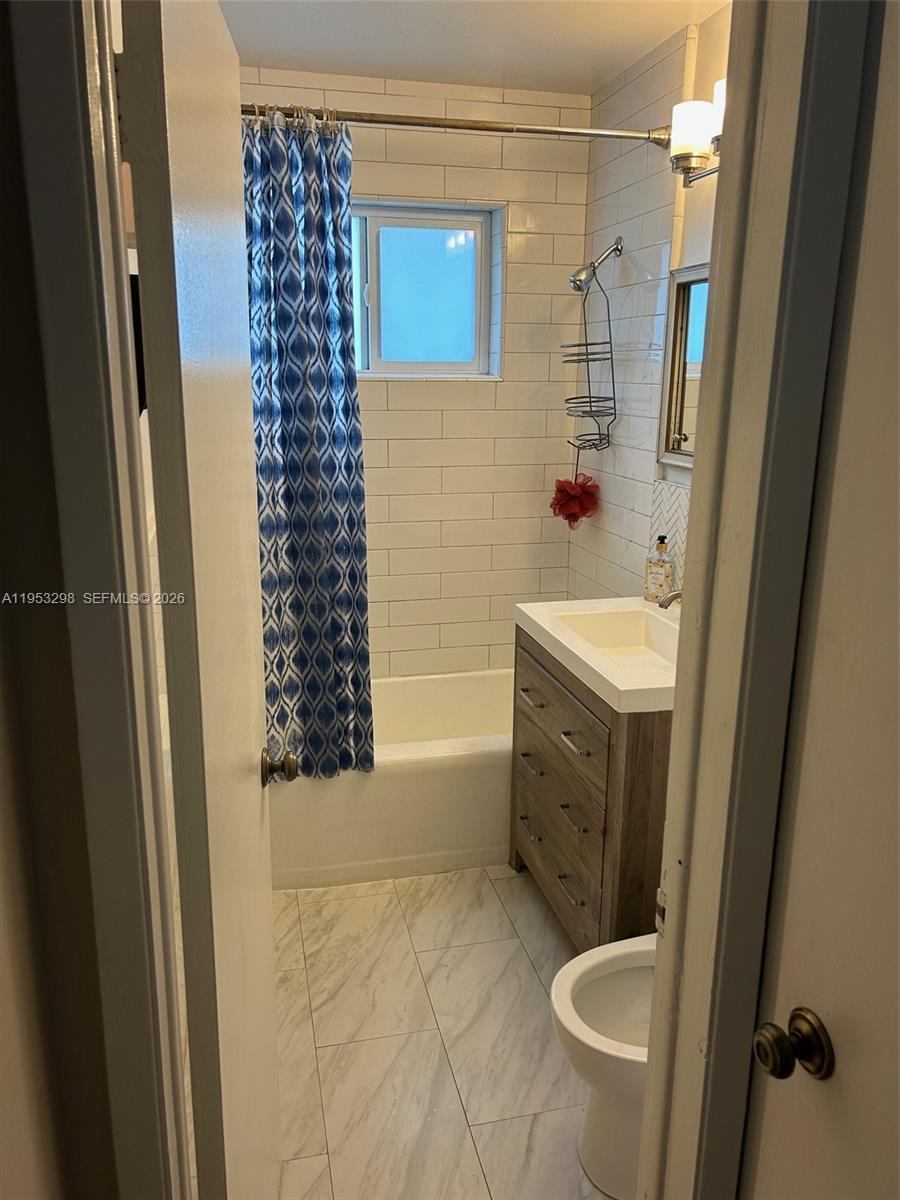 PLANTATION PARK THIRD ADD - Residential