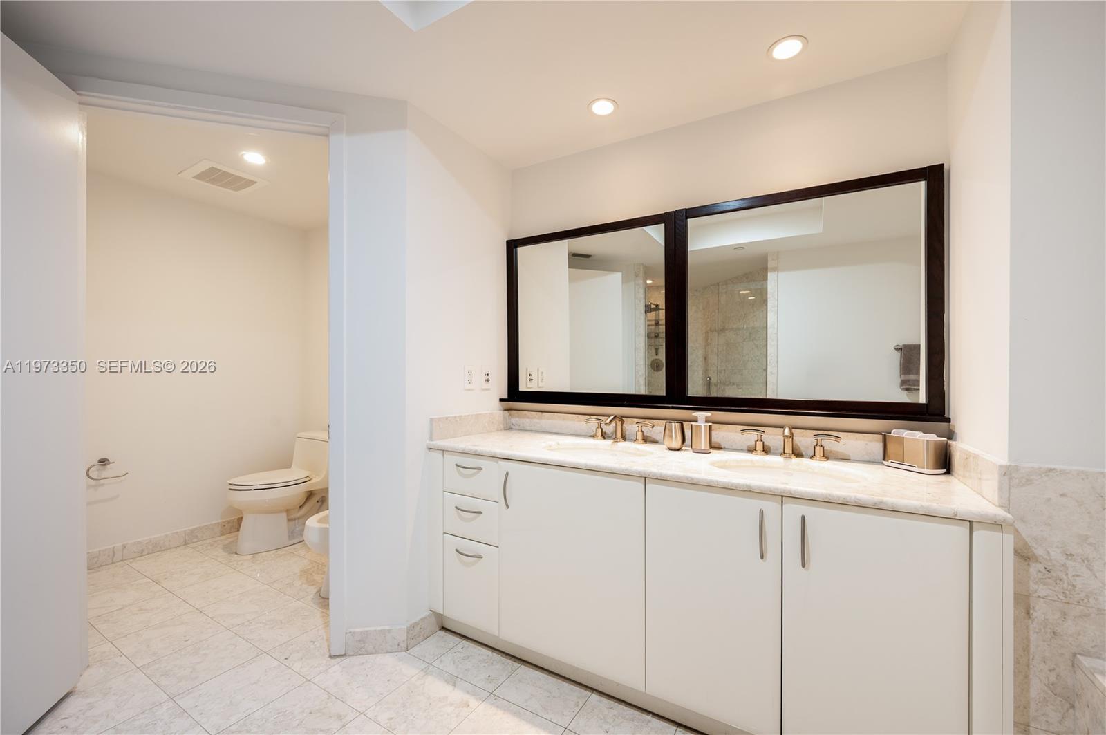 JADE RESIDENCES AT BRICKE - Residential Lease