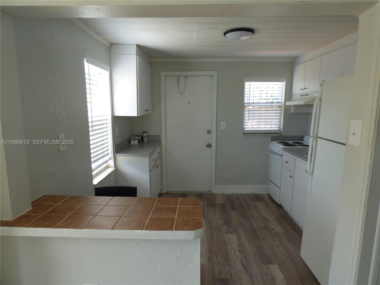 EVERGLADES AVENUE HGTS RE - Residential