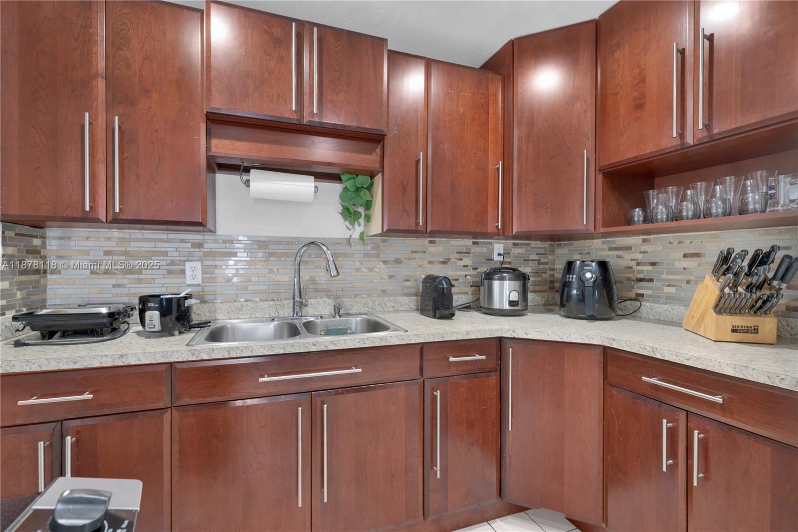 BROADVIEW PARK SEC 4 - Residential