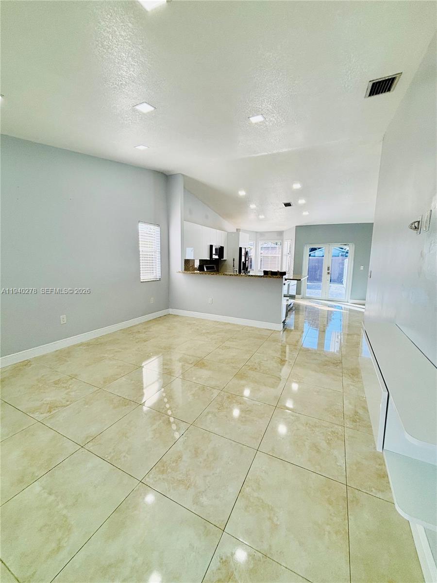 NAROCA ESTATES SEC 3 - Residential