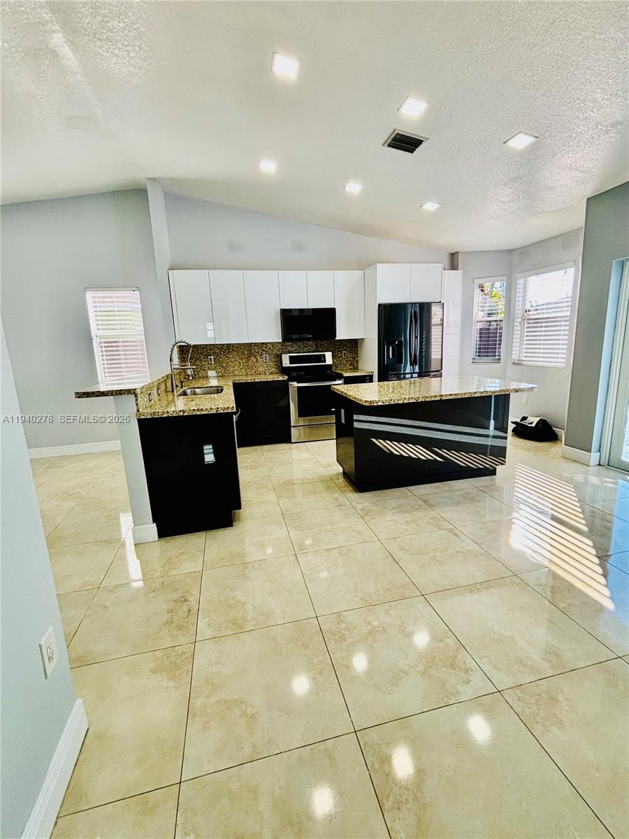 NAROCA ESTATES SEC 3 - Residential