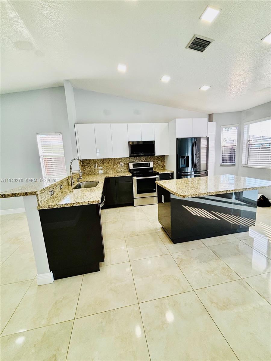 NAROCA ESTATES SEC 3 - Residential