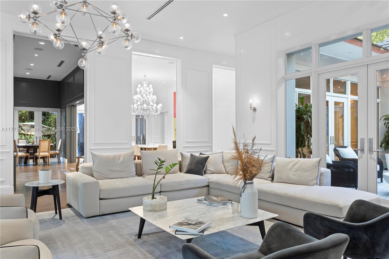 CLEVELAND PARK - Residential