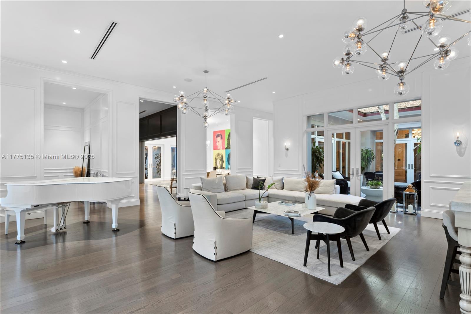 CLEVELAND PARK - Residential