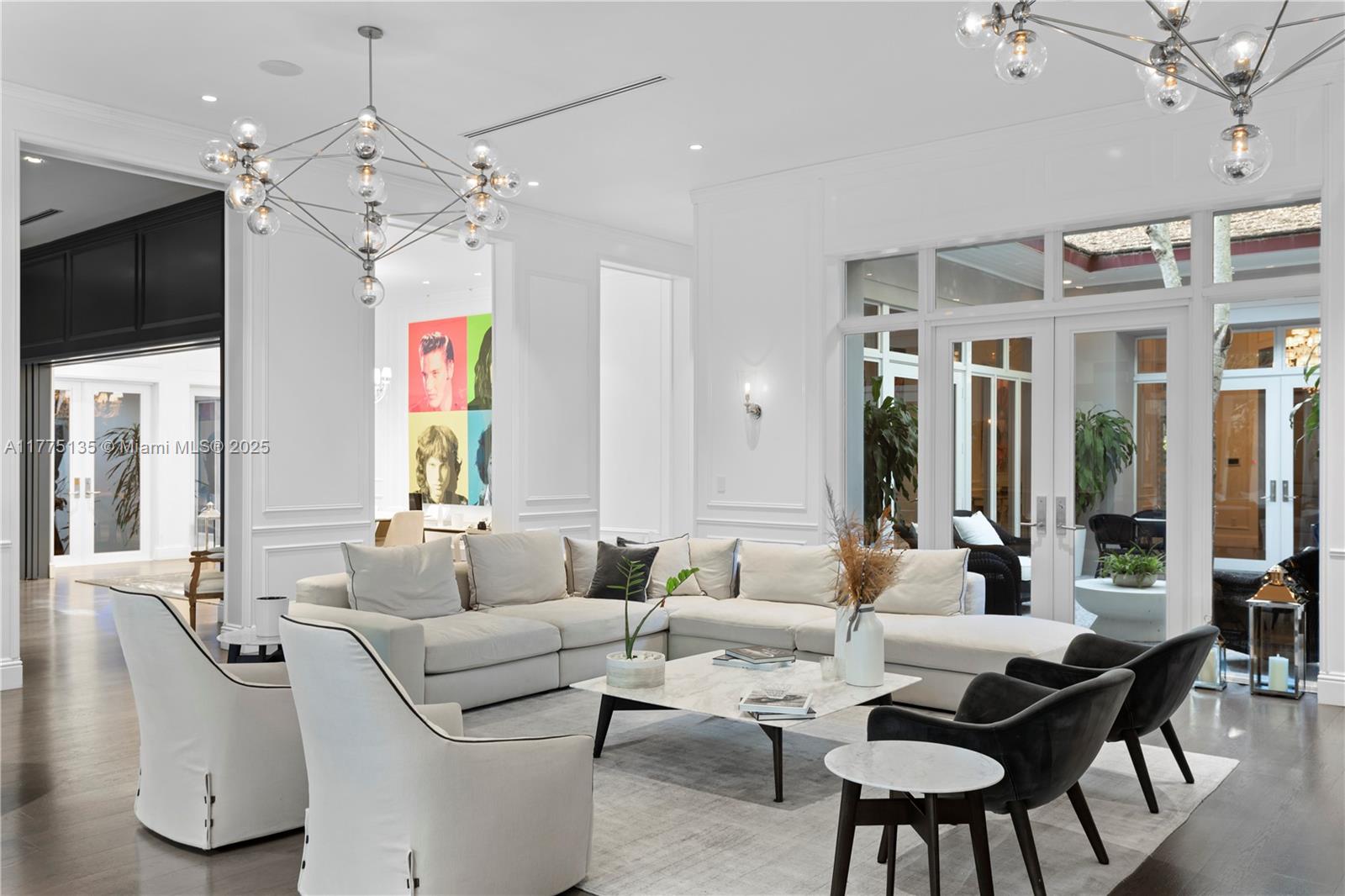 CLEVELAND PARK - Residential