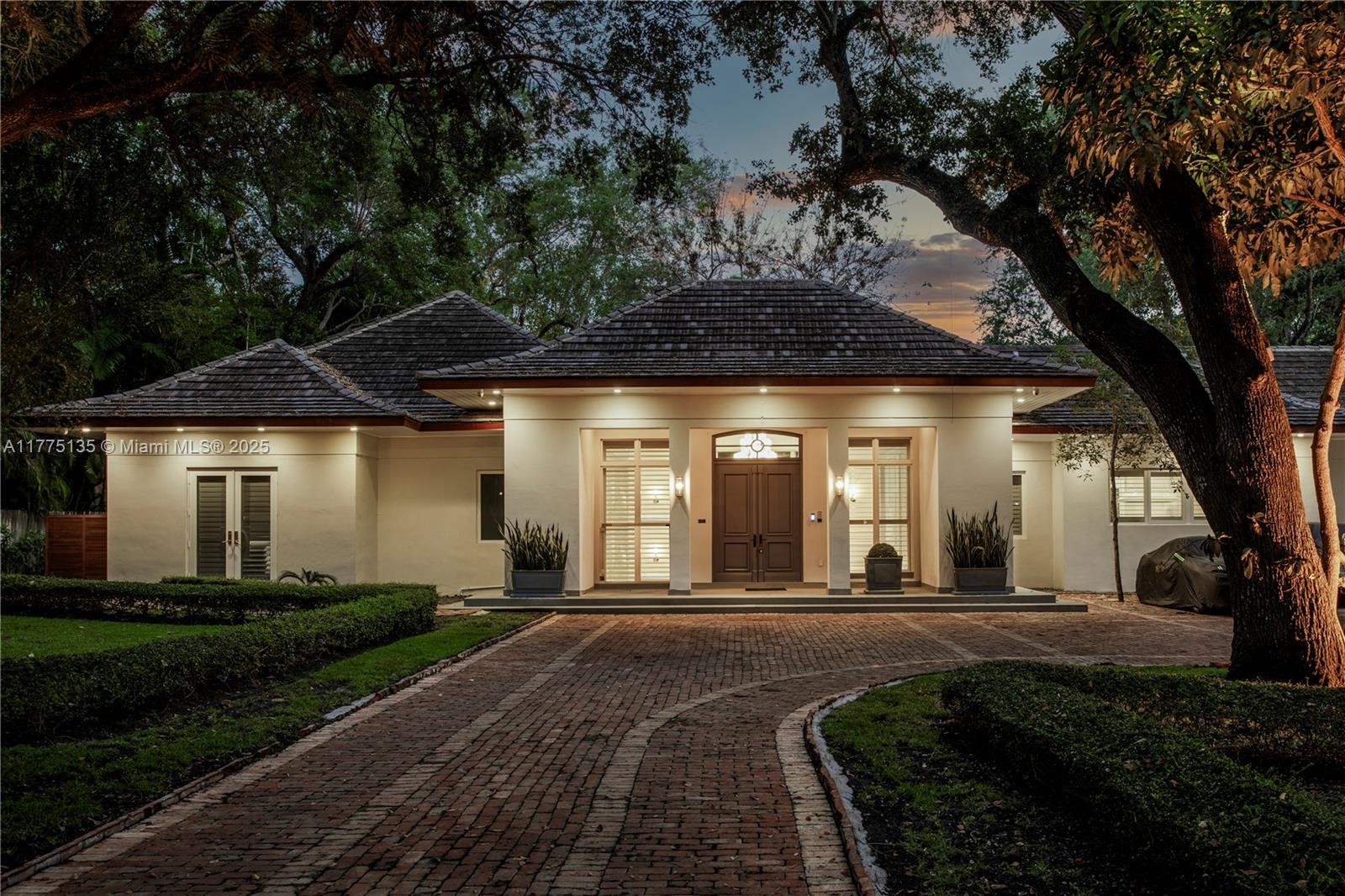 CLEVELAND PARK - Residential