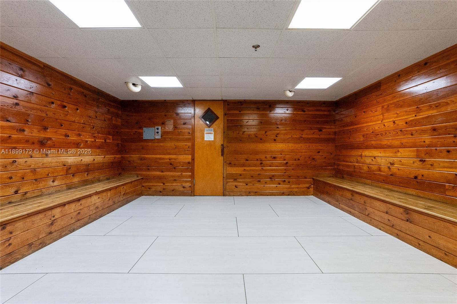 BRICKELL KEY II - Residential