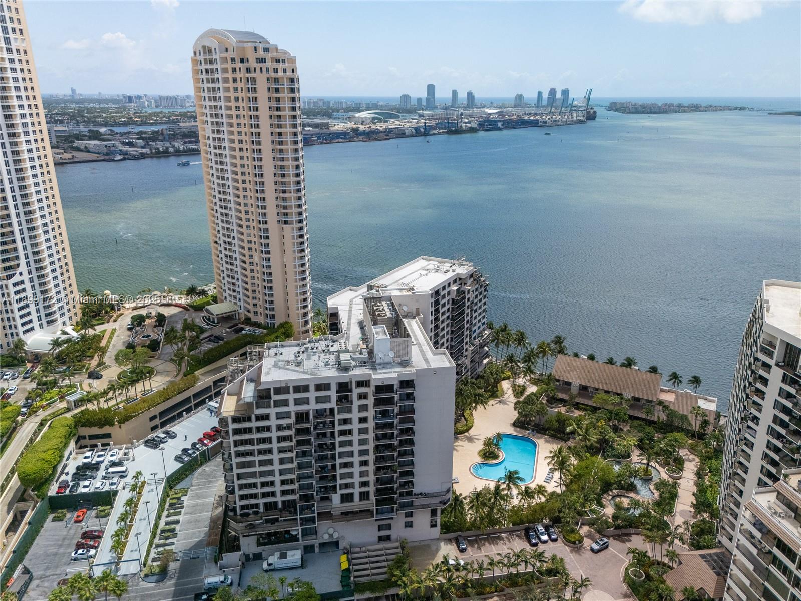 BRICKELL KEY II - Residential