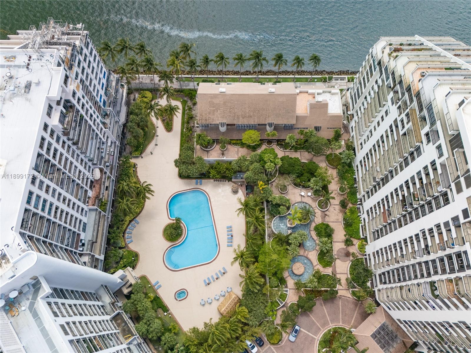 BRICKELL KEY II - Residential
