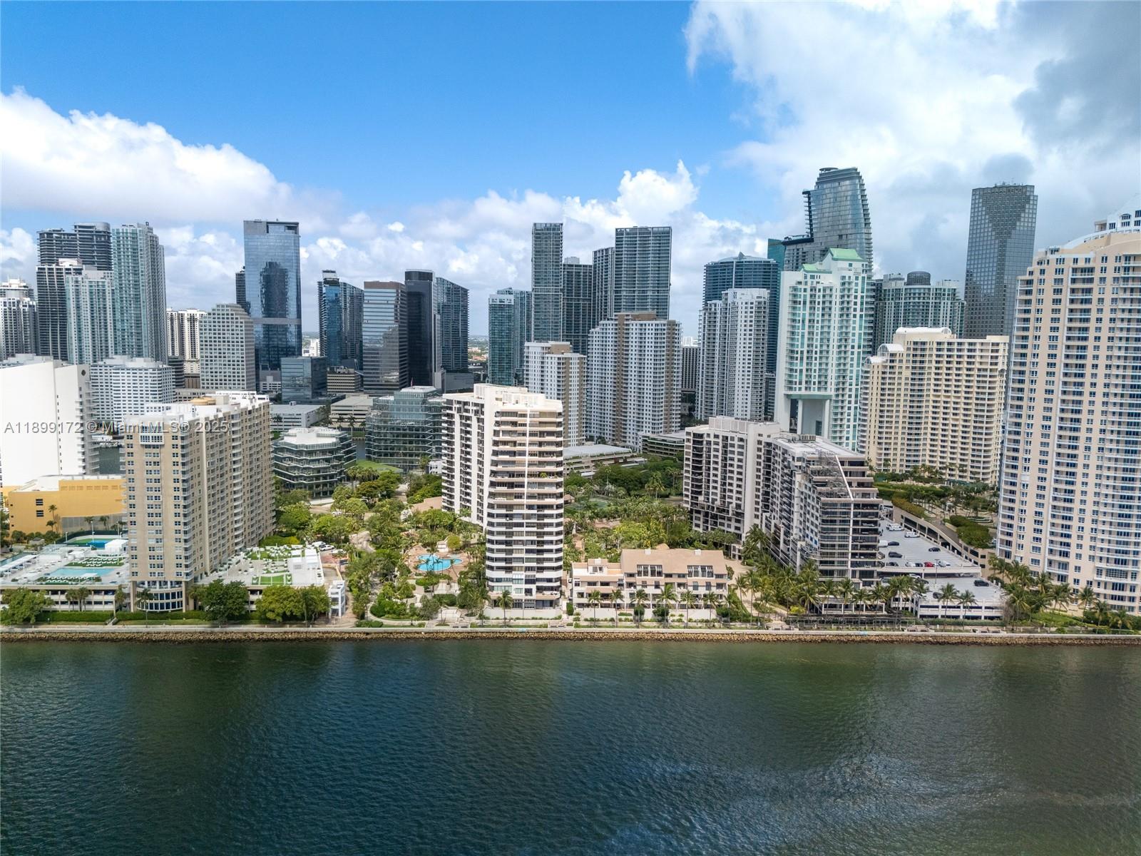 540 Brickell Key Dr 202