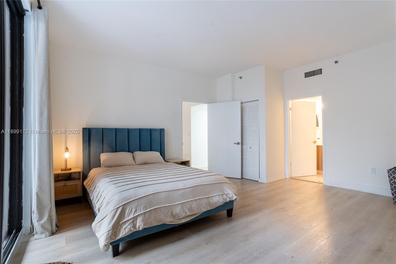 BRICKELL KEY II - Residential