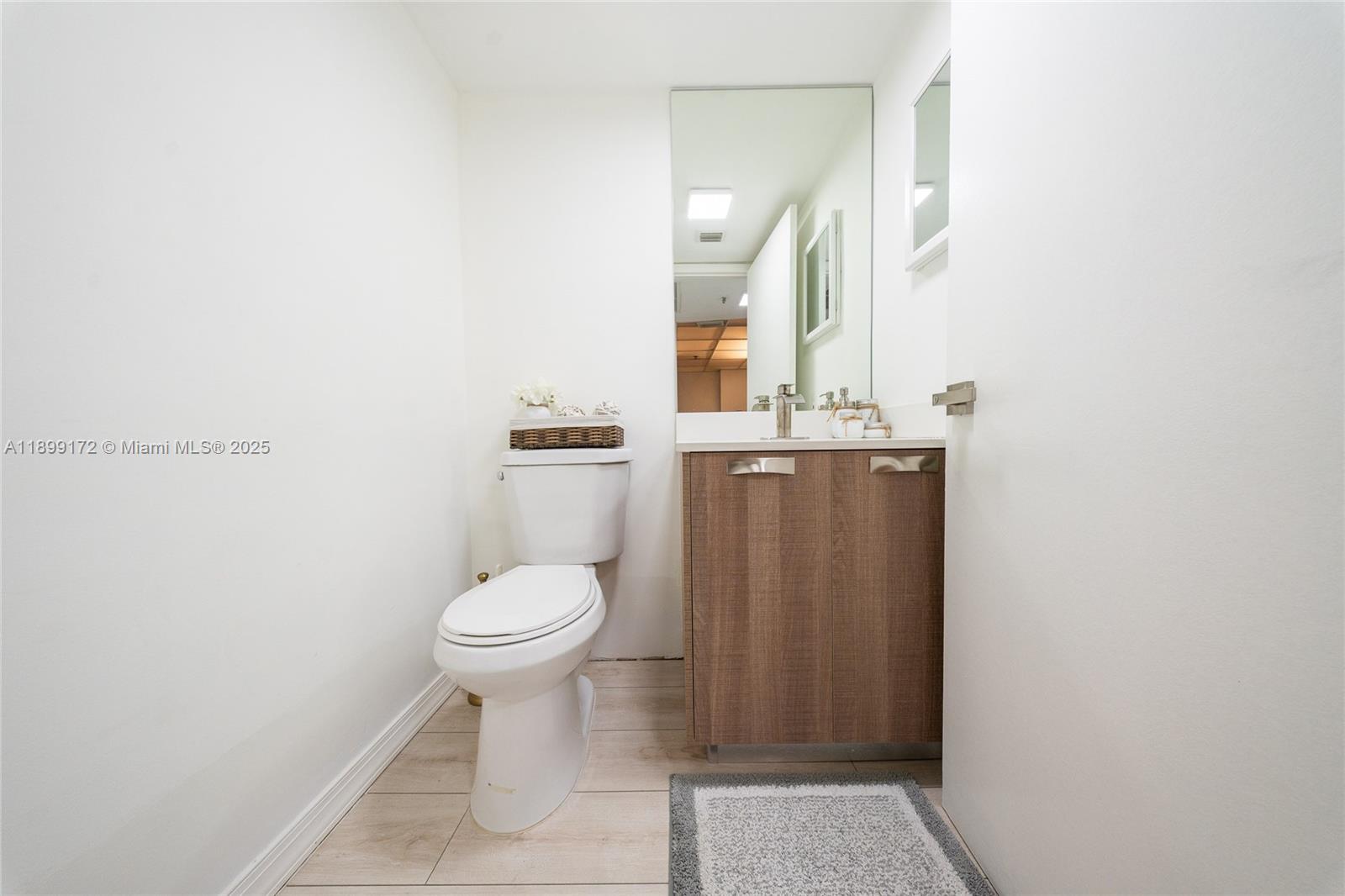 BRICKELL KEY II - Residential