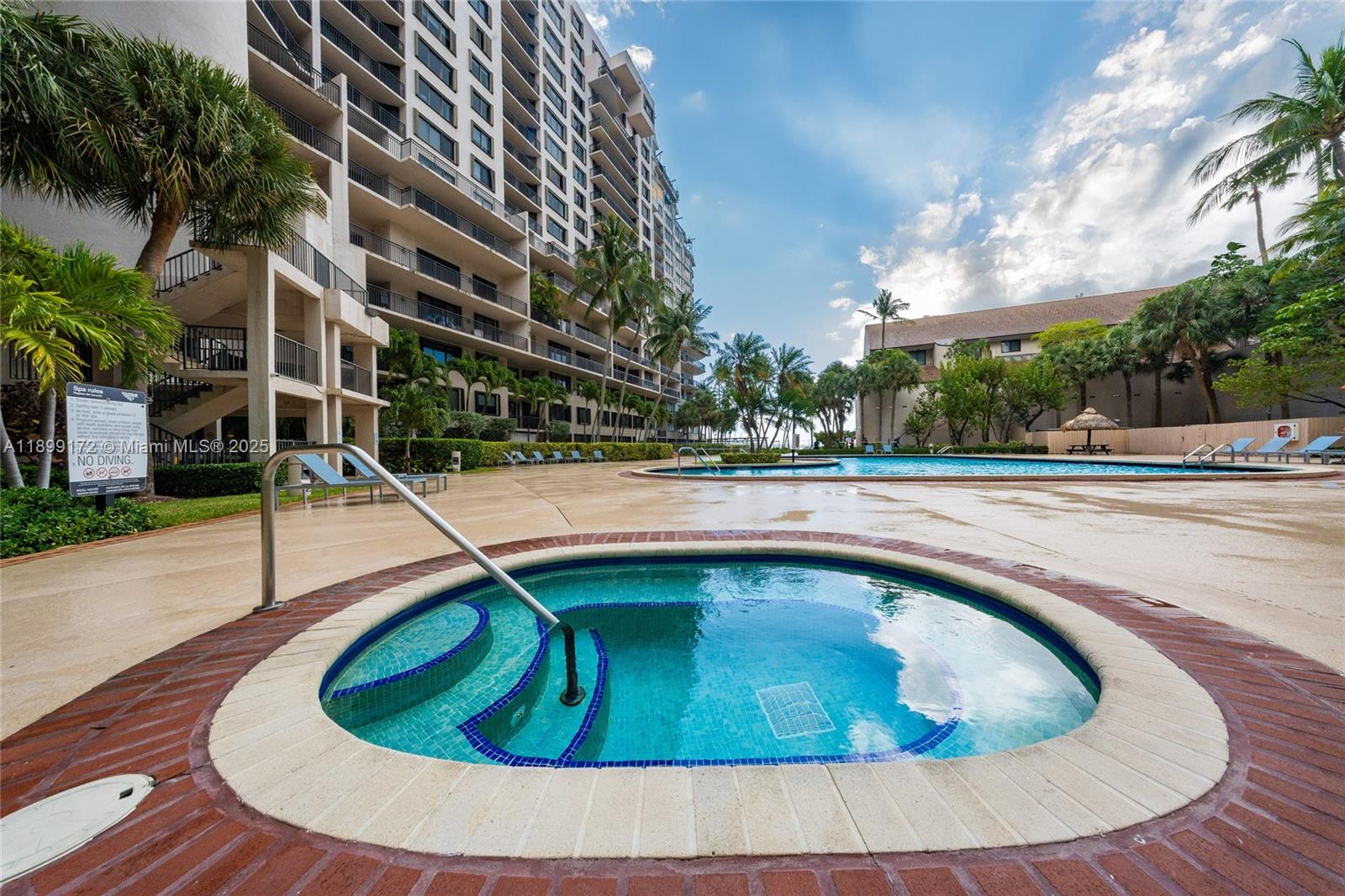 BRICKELL KEY II - Residential