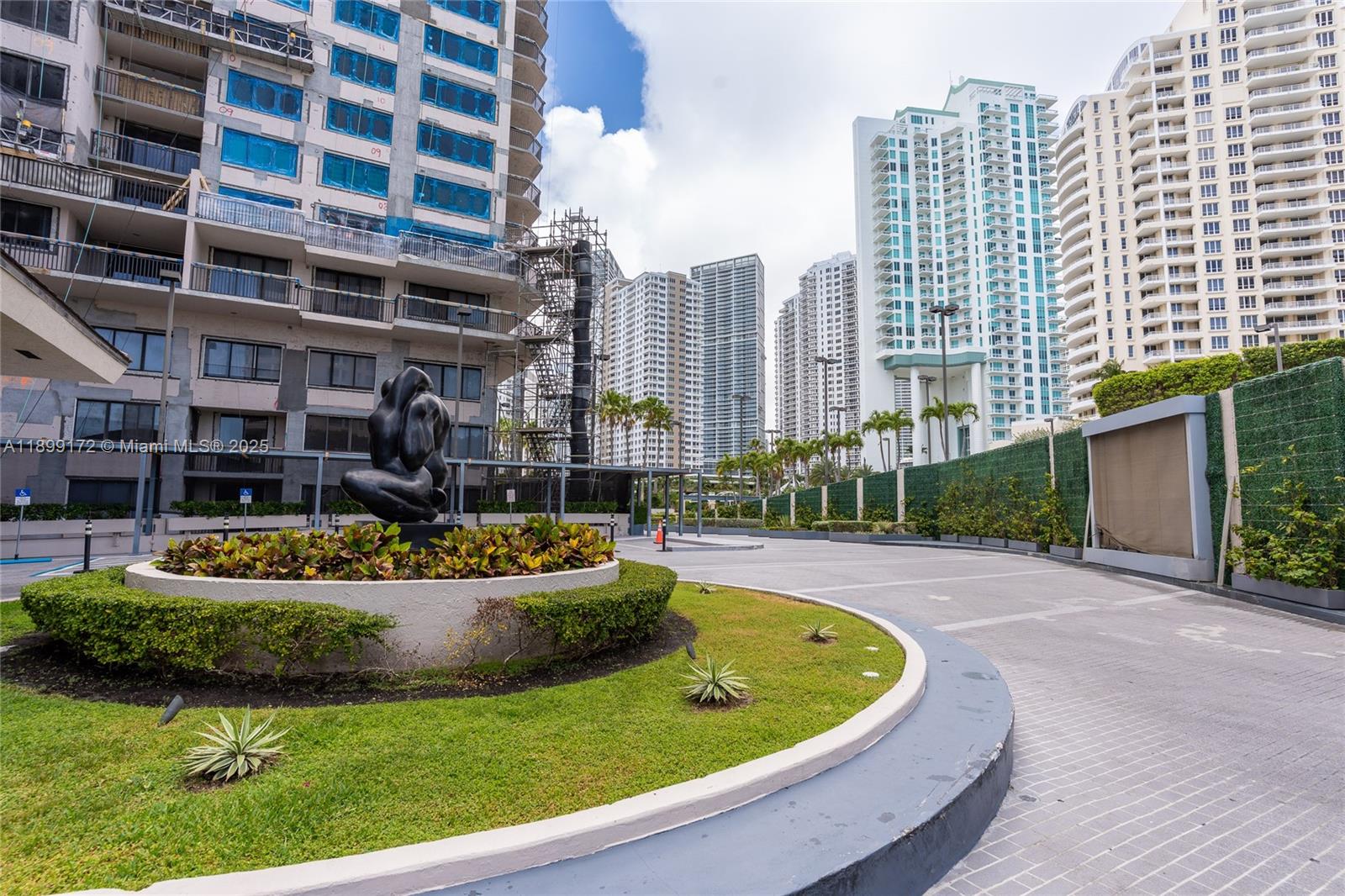 BRICKELL KEY II - Residential