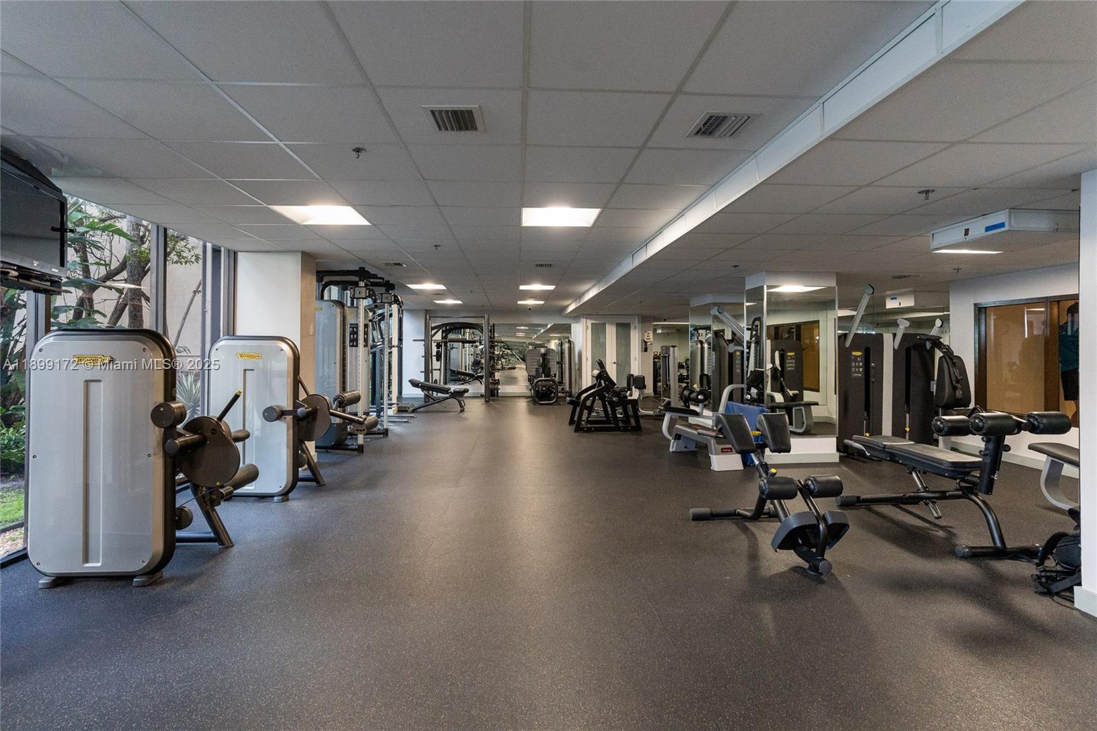 BRICKELL KEY II - Residential