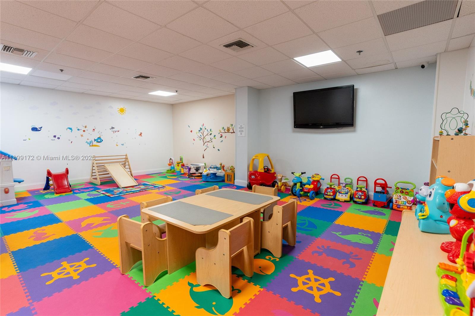 BRICKELL KEY II - Residential