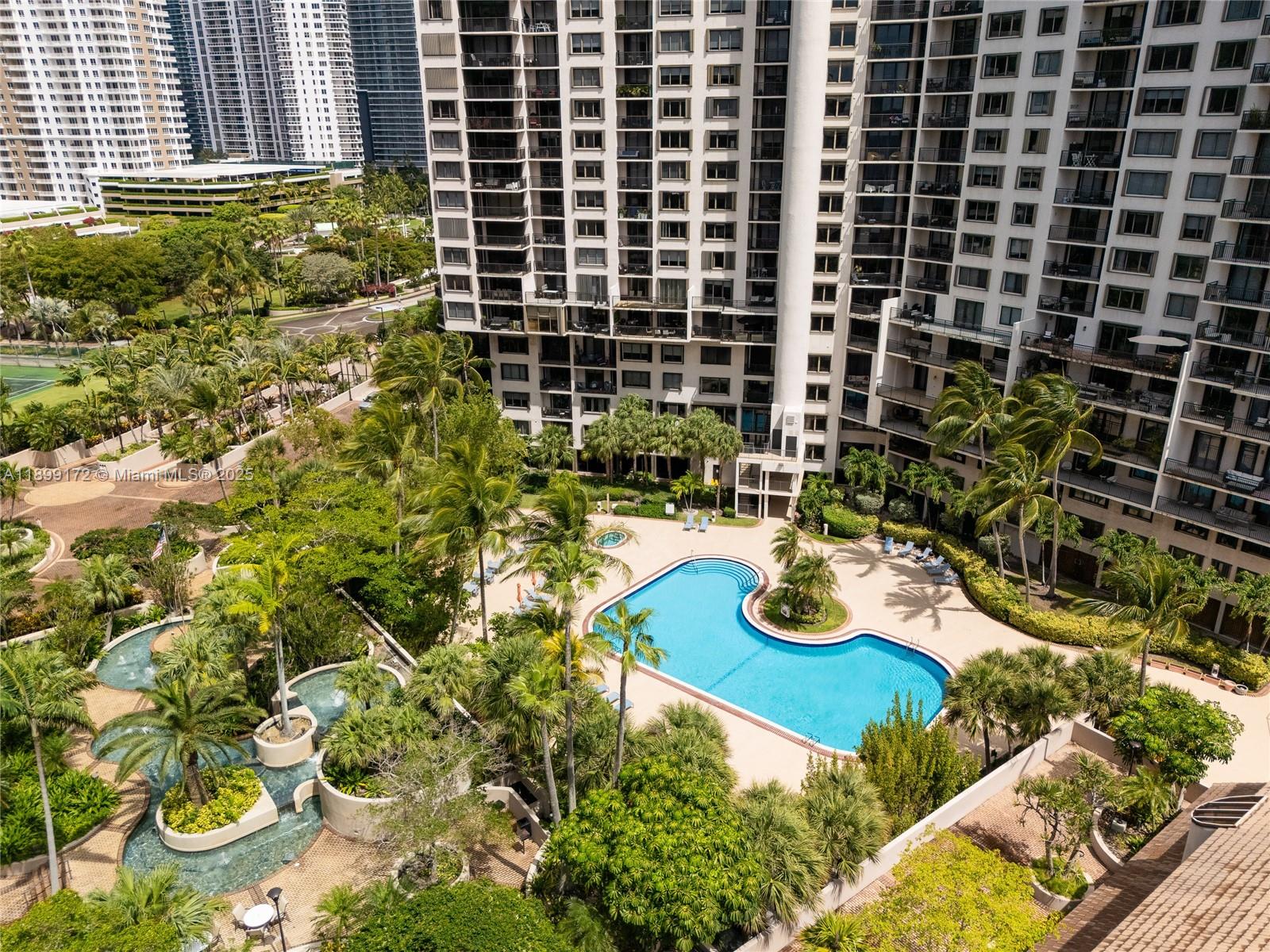 540 Brickell Key Dr 202