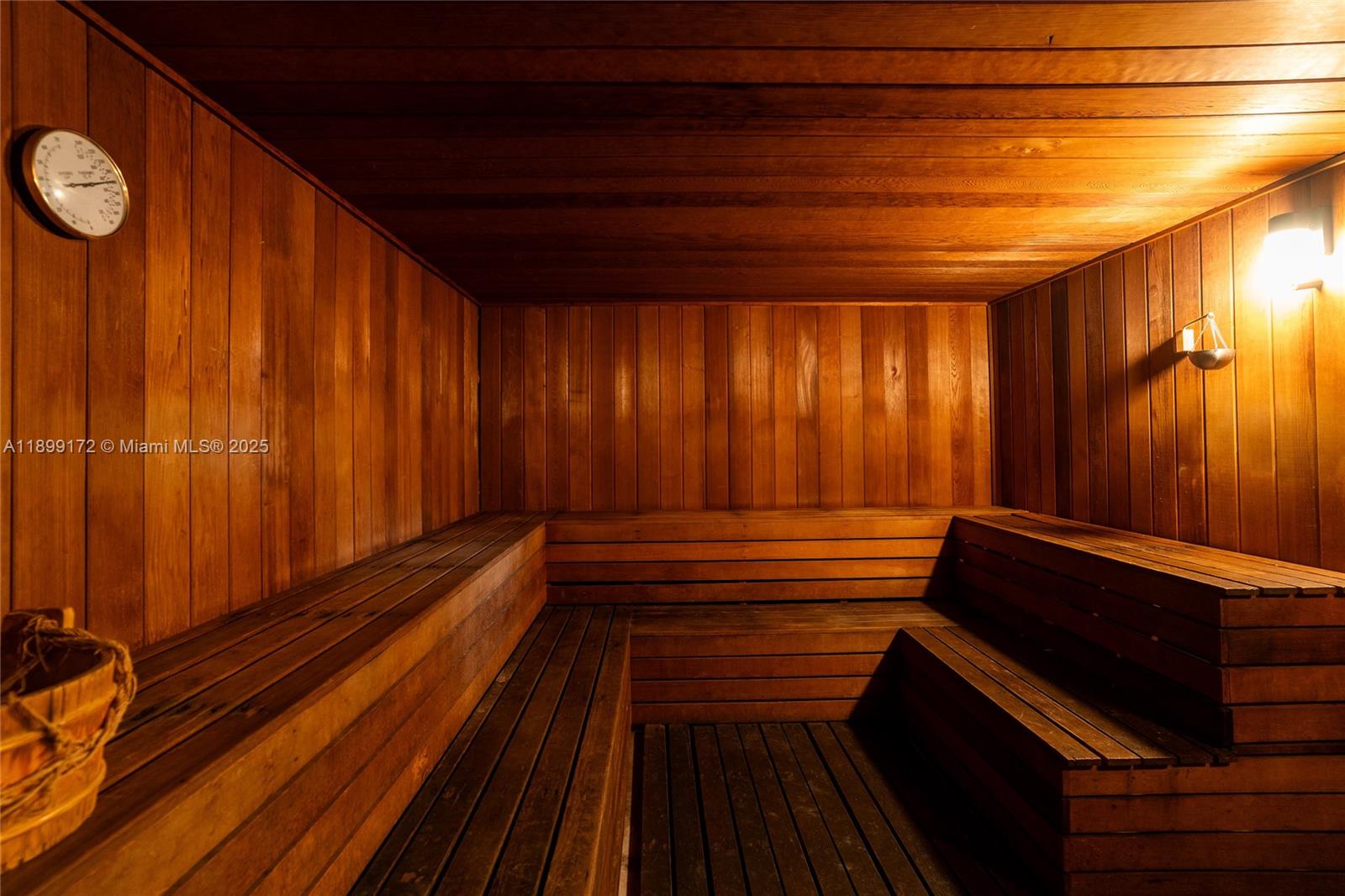 BRICKELL KEY II - Residential